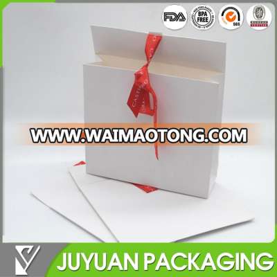 white paper gift packaging bag with silk ribbon wholesale