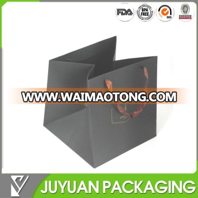 2016 Recycled luxury paper gift packaging bag with good price wholesale